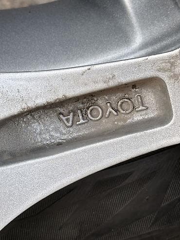 oz future: Литые Диски R 16 Toyota, Комплект, отверстий - 5, Б/у — 4