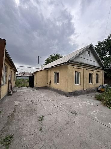 сдаю асабняк: Сдаю дом 
рабочий городок 
(азия молл) — 8