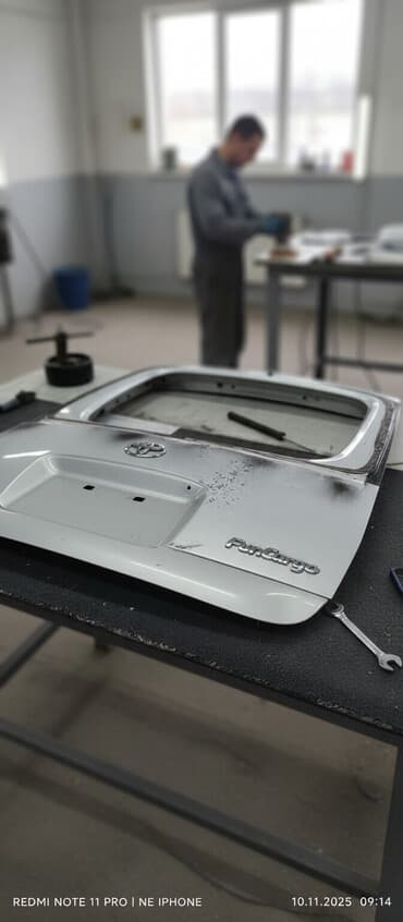 компьютеры в бишкеке цены бу: Крышка багажника Toyota, 2003 г., Б/у, Оригинал — 3