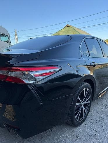 тайоьа: Toyota Camry: 2018 г., Автомат, Бензин, Седан — 4