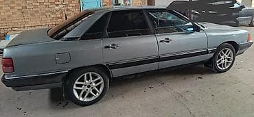 124 автомат: Audi 100: 1987 г., 2.2 л, Ручные, Бензин, Седан — 4