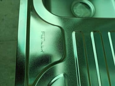 Новая мойка 750*450 мм. Нижняя- Аларча. В упаковке. Система слива в