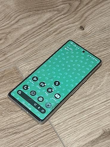Техника и электроника: Google Pixel 7, белый цвет Snow. Основные характеристики: - Экран — 4
