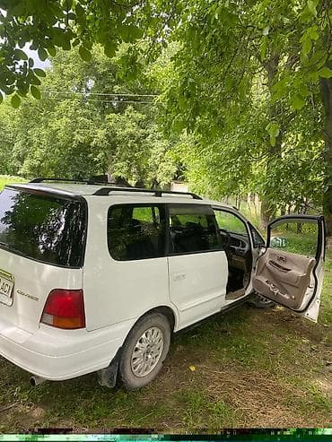 Продажа авто: Honda Odyssey: 1997 г., Универсал — 1