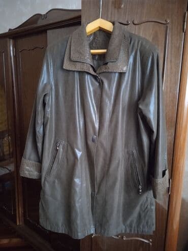 распродажа женских курток больших размеров: Продаю женскую куртку . Размер 46-48. В отличном состоянии. Цена 650 — 3