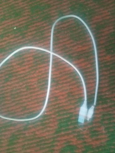 xiaomi redmi not 7: USB кабели для зарядки и передачи данных - Белые кабели: стандартный — 2
