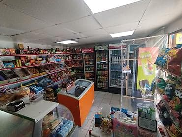 Готовые блюда, кулинария: Продуктовый магазин у дома Ассортимент: - Бакалея и консервированные — 6