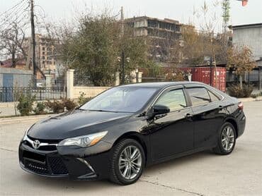 Toyota Camry: 2016 г., 2.5 л, Автомат, Бензиновая, Седан