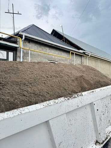 грузоперевозки на портере: Самосвал, Доставка щебня, угля, песка, чернозема, отсев, По городу, с грузчиком — 3