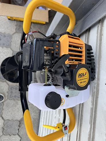 Измерительные инструменты и детекторы: Бензиновый мотобур ROLF TOP-7250 с шнеком Описание: - Двигатель — 10