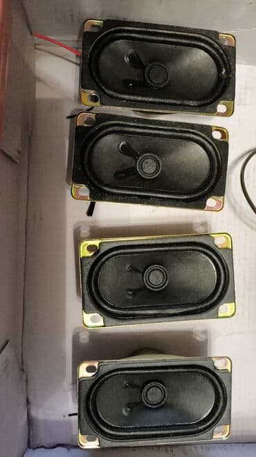 активные колонки: Акустические динамики (набор) 1) Пара квадратных широкополосных — 6