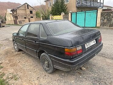 каракол авто: Volkswagen Passat: 1988 г., 1.8 л, Бензин — 2