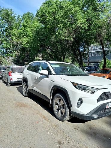 rav4 xa40: Toyota RAV4: 2020 г., 2.5 л, Автомат, Гибрид, Кроссовер — 7