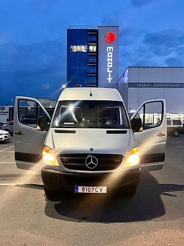 b class: Mercedes-Benz Спринтер: 2007 г., 2.2 л, Ручные, Дизель, Фургон — 10