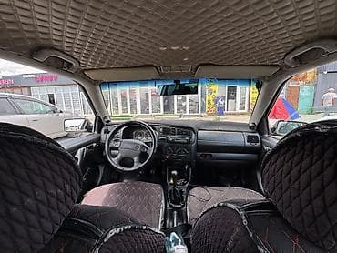 Унаа: Volkswagen Vento: 1994 г., 1.8 л, Кол менен иштөөчү, Бензин, Седан — 8