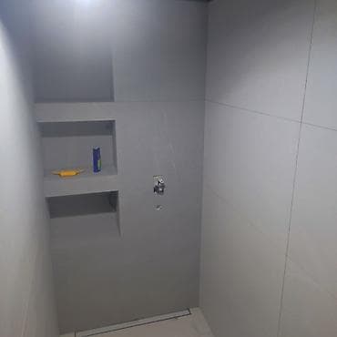 Буюртмага тосмолор: Плиткаларды дубалга төшөө, Гидроизоляция иштери, Плиткаларды полго төшөө | Айнек плитка, Күзгү плитка, Мозаика плиткасы | Килем түрүндө төшөө, Жылдыруу менен төшөө, Тикелей төшөө 3-5 жылдык тажрыйба — 1