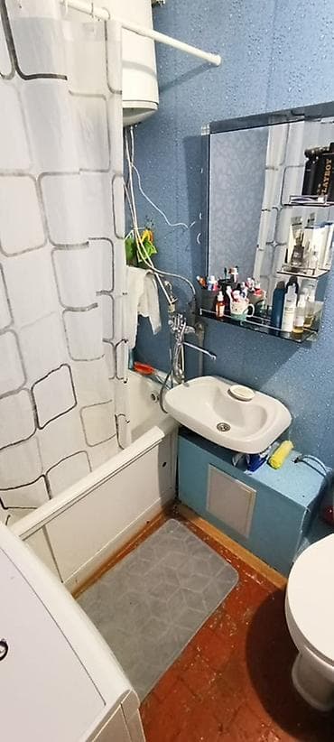 Недвижимость: 1 комната, 33 м², 105 серия, 1 этаж, Старый ремонт — 2