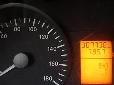 ремонт термобудки: Mercedes-Benz Спринтер: 2010 г., 3 л, Механика, Дизель, Фургон — 2