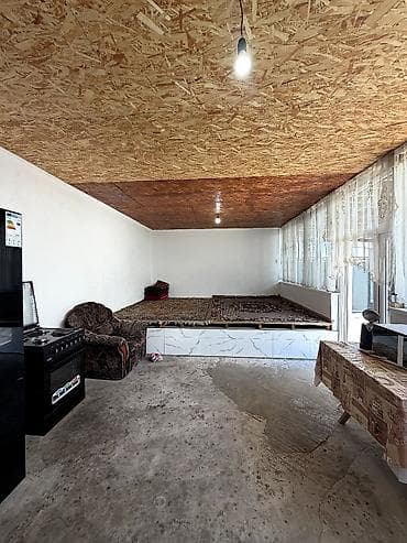 до 200000 сом ош: 🏡 Продается дом в Сокулуке 📍 Участок — 4,62 сотки 🏠 2 жилые комнаты с — 2
