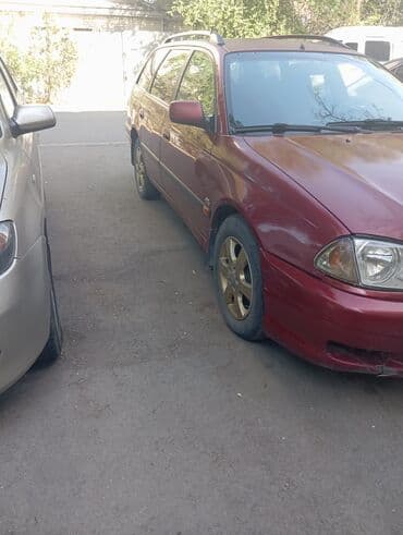 автомобиль продается: Toyota Avensis: 2002 г., Механика, Дизель, Универсал — 3