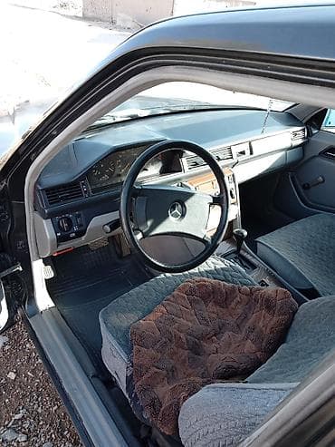 рекстон авто: Mercedes-Benz W124: 1989 г., Автомат, Бензин, Седан — 3