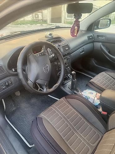 volvo 240: Toyota Avensis: 2003 г., 2 л, Ручные, Бензин, Седан — 5