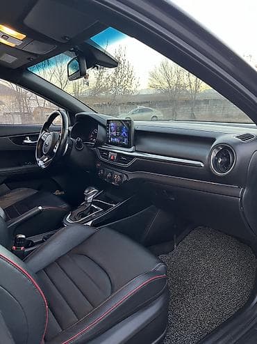 cls 55: Kia K3: 2020 г., 1.6 л, Робот, Бензин, Хэтчбэк — 9