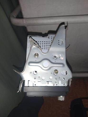 Штатная мультимедийная магнитола с навигацией для автомобиля