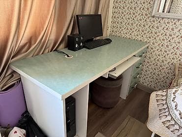 Столы: Компьютерный стол, С полками — 2