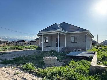 Продается дом, площадью 90м2 В селе Кожомкул (бывшая военно-антоновка) at lalafo.kg Продается дом, площадью 90м2 В селе Кожомкул (бывшая военно-антоновка)