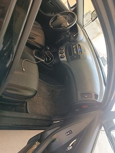 yamaha neos: Hyundai Elantra: 2010 г., 1.6 л, Механика, Бензин, Седан — 9