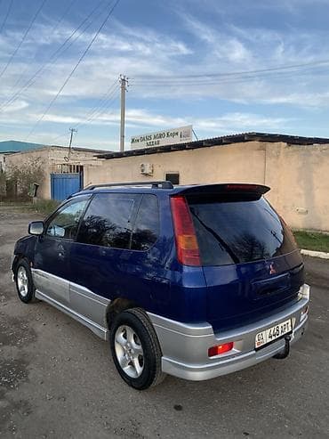 space runer: Mitsubishi Space Runner: 2000 г., 2.4 л, Механика, Бензин, Минивэн — 6