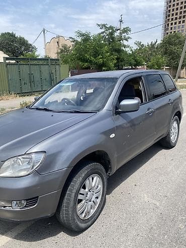 lancer 10: Mitsubishi Airtrek: 2001 г., 2 л, Автомат, Бензин, Кроссовер — 2