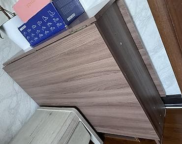 Стол трансформер Для офиса, Стол-книжка, цвет - Коричневый at lalafo.kg Стол трансформер Для офиса, Стол-книжка, цвет - Коричневый