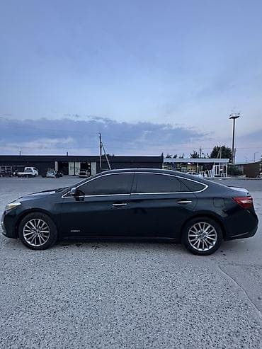 Продажа авто: Toyota Avalon: 2017 г., Гибрид, Седан — 5