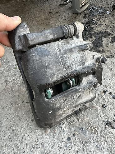 Комплект суппортов Honda 2001 г., Б/у, Оригинал