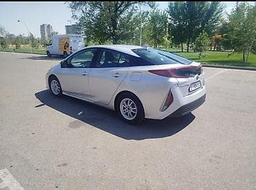 chek it: Toyota Prius V: 2020 г., 1.8 л, Автомат, Гибрид, Лифтбек — 2