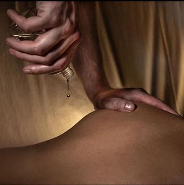 Массаж: Массаж | Защемление седалищного нерва, Холка на шее, Сутулость, нарушение осанки | С выездом на дом, Консультация — 5