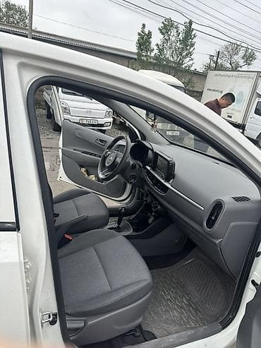 mini cuper: Kia Picanto: 2018 г., Автомат, Бензин, Хэтчбэк — 4