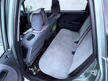 пассат гур: Honda Fit: 2002 г., 1.4 л, Кол менен иштөөчү, Бензин, Хетчбек — 3