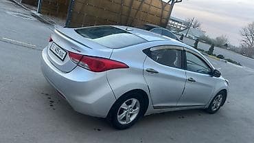 x5 e70: Hyundai Avante: 2011 г., Автомат, Бензин, Седан — 4