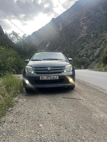 машина в ош: Toyota Ist: 2006 г., 1.5 л, Механика, Бензин, Хэтчбэк — 1