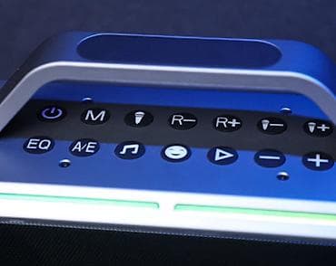 Другая аудиотехника: Колонка с караоке Remax RB-M61 - Формат: портативная акустическая — 2