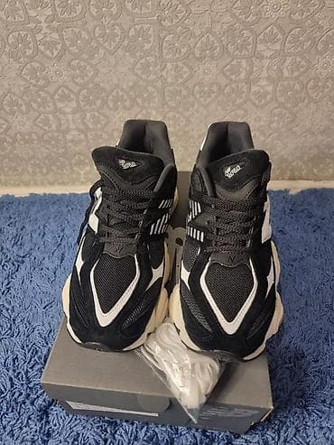 Кроссовки и спортивная обувь: Мужские кроссовки, 42, New Balance, Новый, цвет - Черный, Самовывоз, Платная доставка — 1