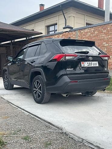 range rove: Toyota RAV4: 2020 г., 2.5 л, Автомат, Бензин, Кроссовер — 2