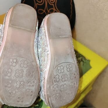 туфли на толстом каблуке: Очень красивые туфли для девочки состояние отличное дефектов нету 27- — 3