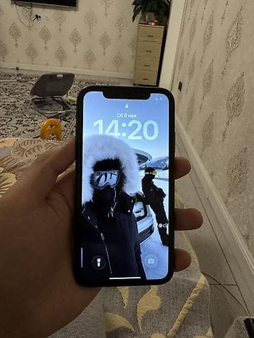 IPhone 11, Черный, 74 % — 2