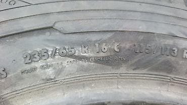 шина 225 75 16с: Шины 235 / 65 / R 16, Лето, Б/у, Комплект, Легкий коммерческий транспорт (C/LT), Германия, Continental — 3