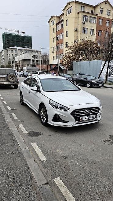 Hyundai Sonata: 2017 г., 0.2 л, Автомат, Газ, Седан