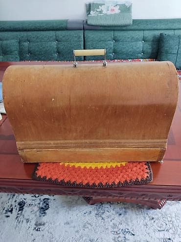 Конок бөлмөсү үчүн үстөл жана отургуч, Колдонулган, Өзү алып кетүү, түсү - Күрөң — 3